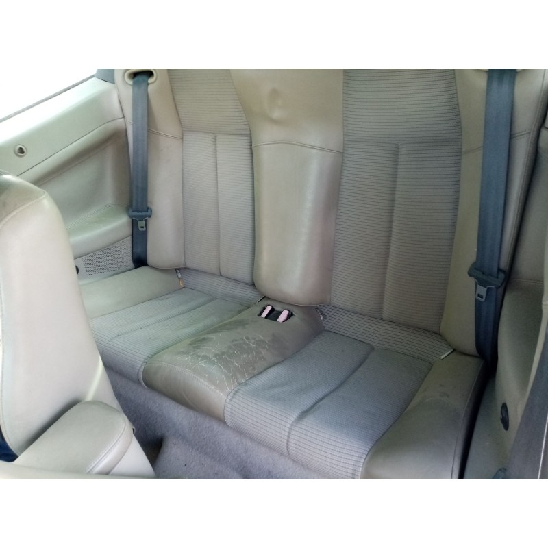 Recambio de asientos traseros para renault megane ii coupe/cabrio referencia OEM IAM 0  