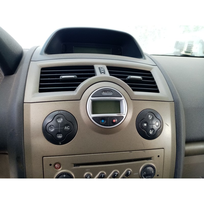 Recambio de mando climatizador para renault megane ii coupe/cabrio referencia OEM IAM 0  