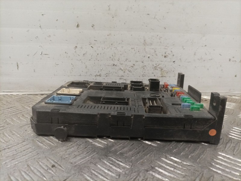 Recambio de caja reles / fusibles para peugeot 307 (s1) referencia OEM IAM 9660105980 216760315B-281133458A 