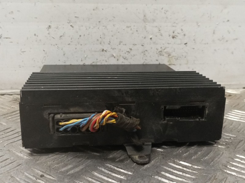 Recambio de caja reles / fusibles para bmw serie 5 berlina (e39) referencia OEM IAM 65128371025 AL6BAWY1117210 