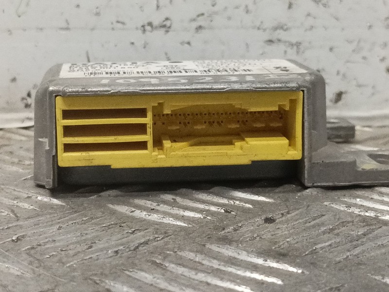 Recambio de centralita airbag para dacia logan referencia OEM IAM 8200307188A 0285001650 