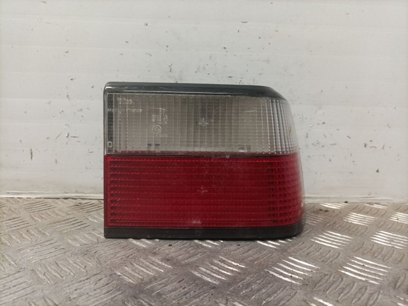 Recambio de piloto trasero derecho para citroen xantia berlina 1.6 sx referencia OEM IAM    Recambio de piloto trasero derecho para citroen xantia berlina 1.6 sx referencia OEM IAM
