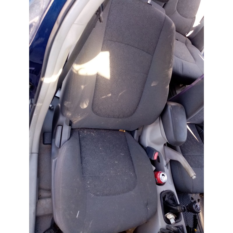 Recambio de asiento delantero derecho para kia cerato referencia OEM IAM   