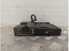Recambio de caja reles / fusibles para peugeot 206 berlina referencia OEM IAM 962646088003 S105872300  2