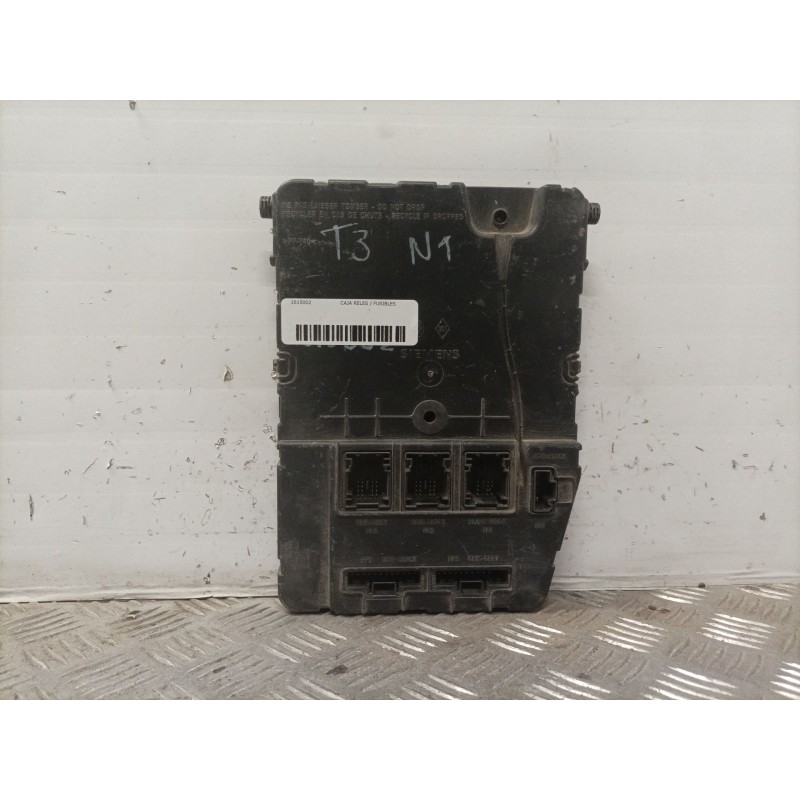 Recambio de caja reles / fusibles para renault scenic ii referencia OEM IAM 8200780028 U118400340J 