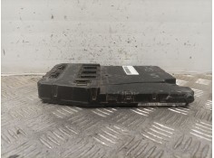 Recambio de caja reles / fusibles para renault scenic ii referencia OEM IAM 8200780028 U118400340J  2