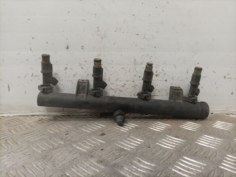 Recambio de rampa inyectora para peugeot 406 berlina (s1/s2) sr referencia OEM IAM 9628084680  