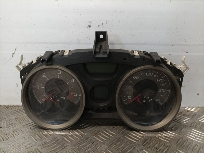 Recambio de cuadro instrumentos para renault megane ii coupe/cabrio referencia OEM IAM 8200408799D KDBH107521 VP5RPF14B115BH