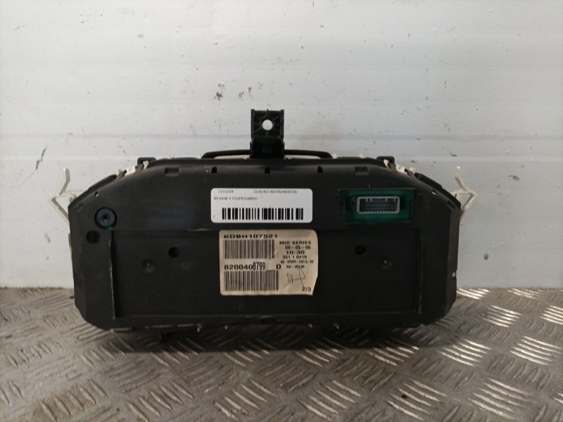 Recambio de cuadro instrumentos para renault megane ii coupe/cabrio referencia OEM IAM 8200408799D KDBH107521 VP5RPF14B115BH
