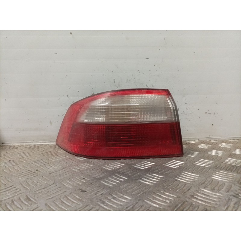 Recambio de piloto trasero izquierdo para renault laguna ii (bg0) referencia OEM IAM   