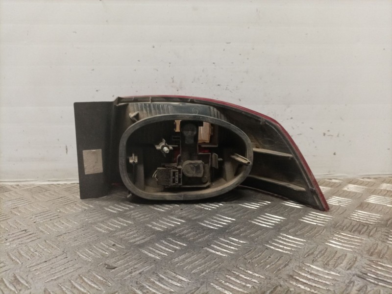 Recambio de piloto trasero izquierdo para renault laguna ii (bg0) referencia OEM IAM   