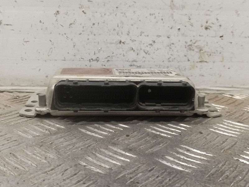 Recambio de centralita motor uce para kia shuma ii referencia OEM IAM 0261207734 1038301096 