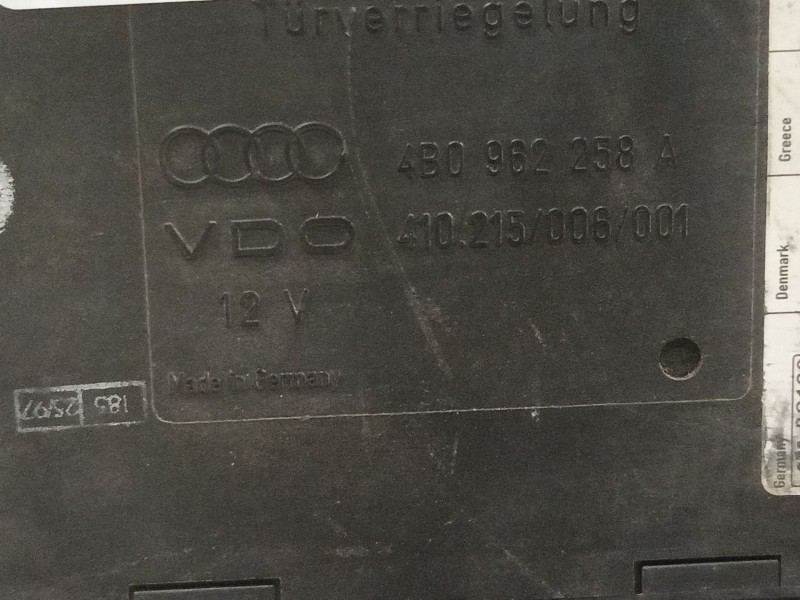 Recambio de caja reles / fusibles para audi a6 berlina (4b2) referencia OEM IAM 4B0962258A 410215006001 