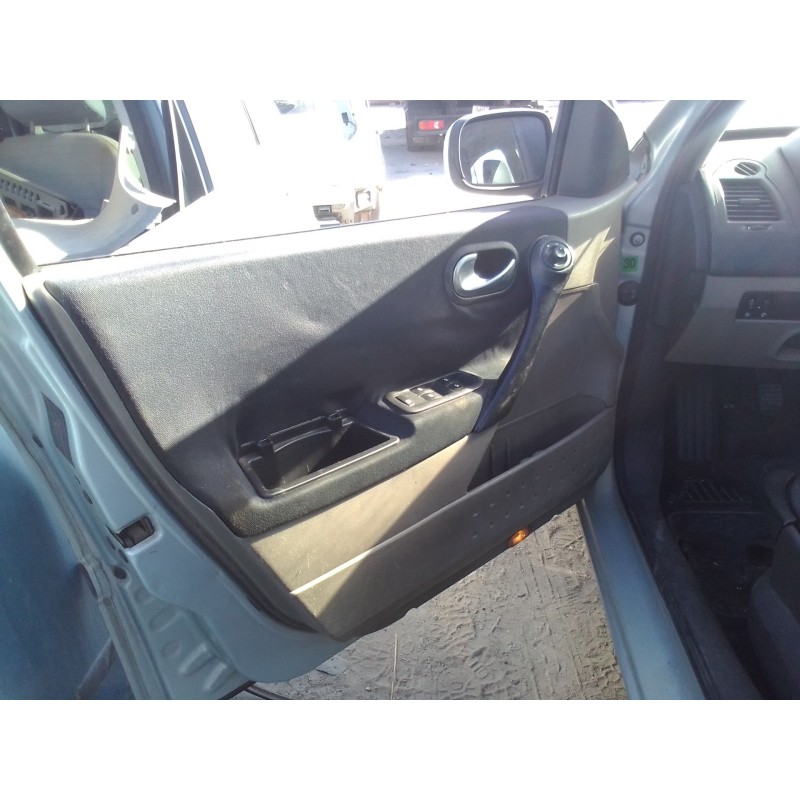 renault megane ii berlina 5p del año 2002