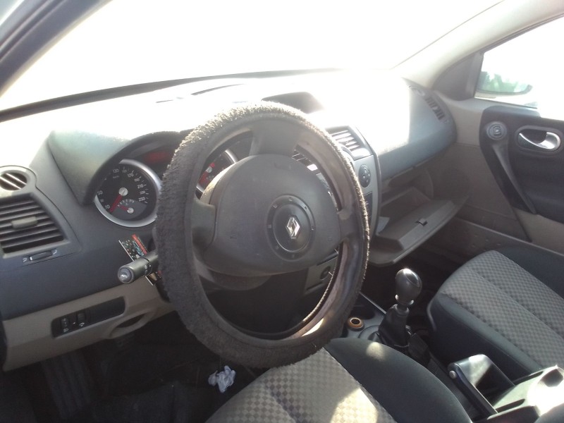 renault megane ii berlina 5p del año 2002