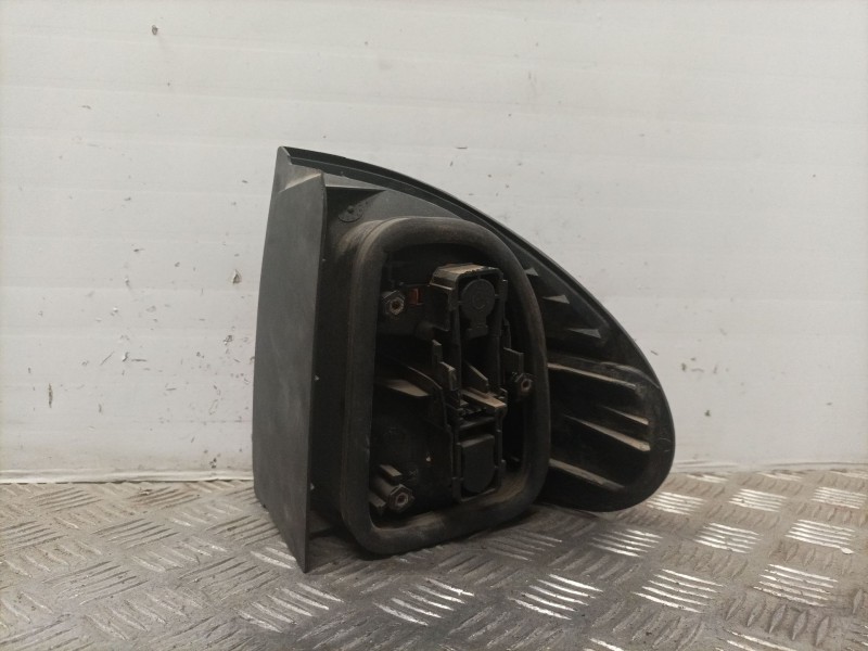 Recambio de piloto trasero izquierdo para renault laguna (b56) referencia OEM IAM   