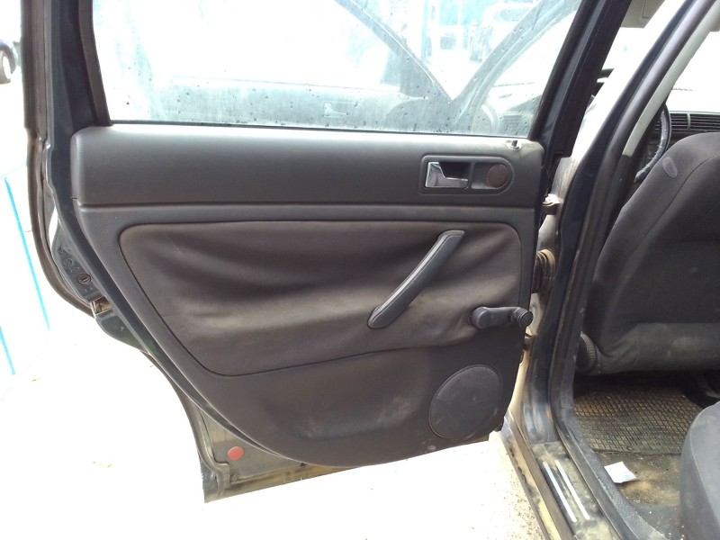 volkswagen passat berlina (3b3) del año 2000