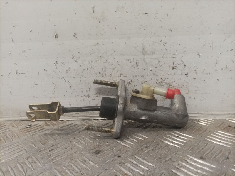 Recambio de bomba embrague para toyota avensis berlina (t 22) 1.6 16v referencia OEM IAM   