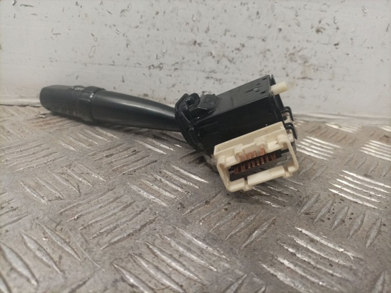 Recambio de mando luces para toyota avensis berlina (t 22) 1.6 16v referencia OEM IAM   