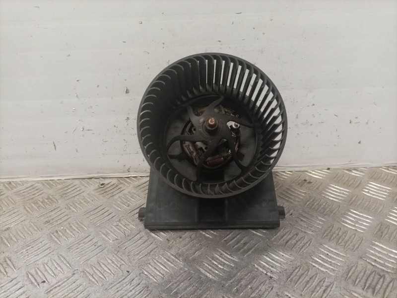 Recambio de ventilador calefaccion para volkswagen bora berlina (1j2) conceptline referencia OEM IAM 1J1819021B  