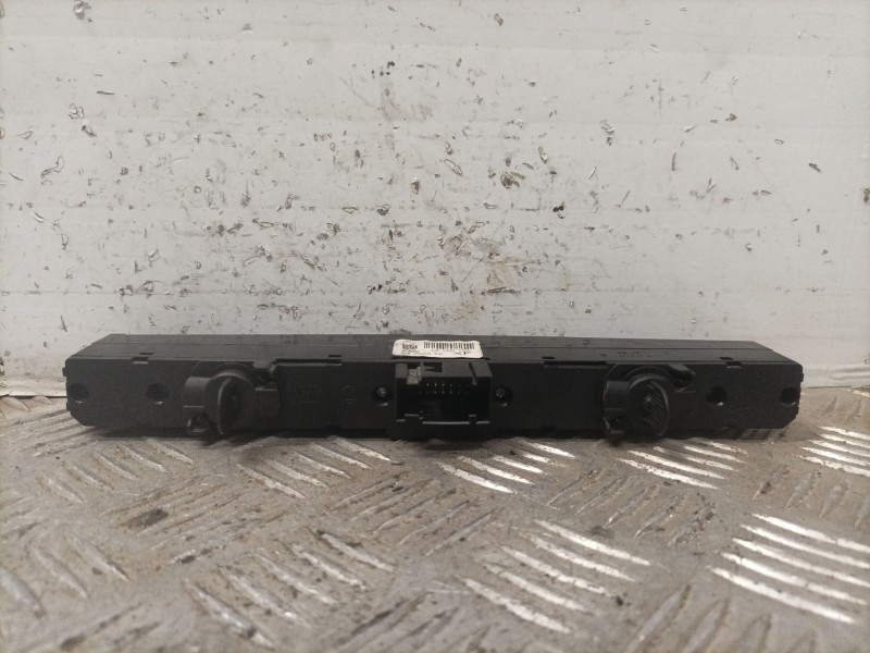 Recambio de warning para opel astra h berlina essentia referencia OEM IAM 13100105 03758075  Recambio de warning para opel astra h berlina essentia referencia OEM IAM 13100105 03758075