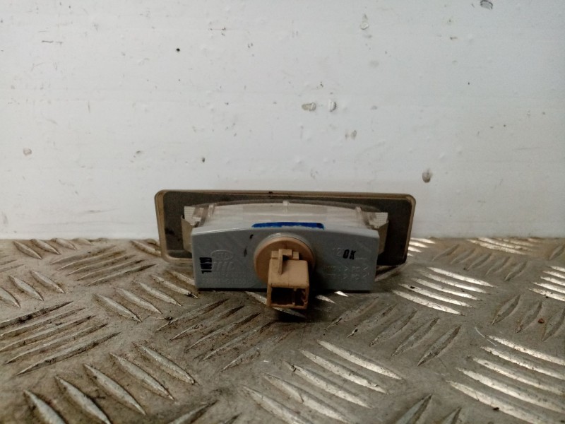 Recambio de moldura piloto matricula para kia sportage referencia OEM IAM   