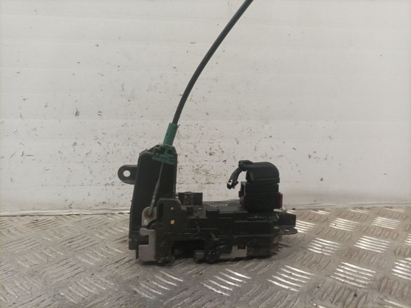 Recambio de cerradura puerta delantera derecha para opel astra h berlina essentia referencia OEM IAM 13210749   Recambio de cerradura puerta delantera derecha para opel astra h berlina essentia referencia OEM IAM 13210749