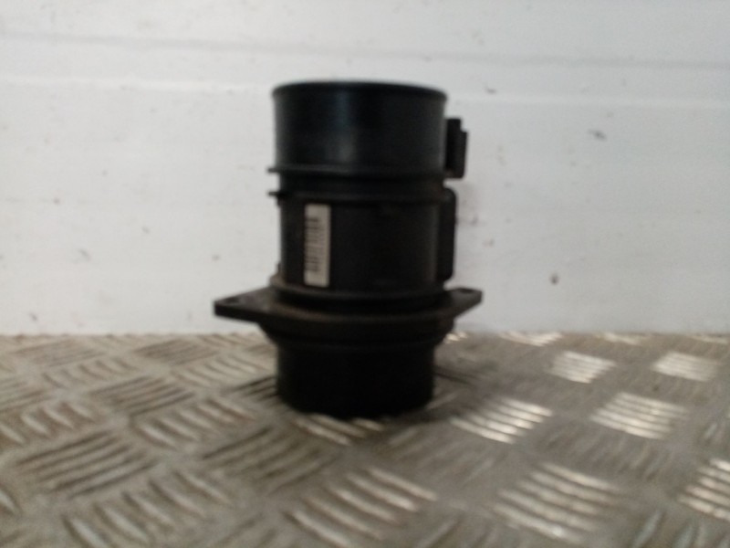 Recambio de caudalimetro para renault laguna ii (bg4w) laguna ii referencia OEM IAM 7700314057  