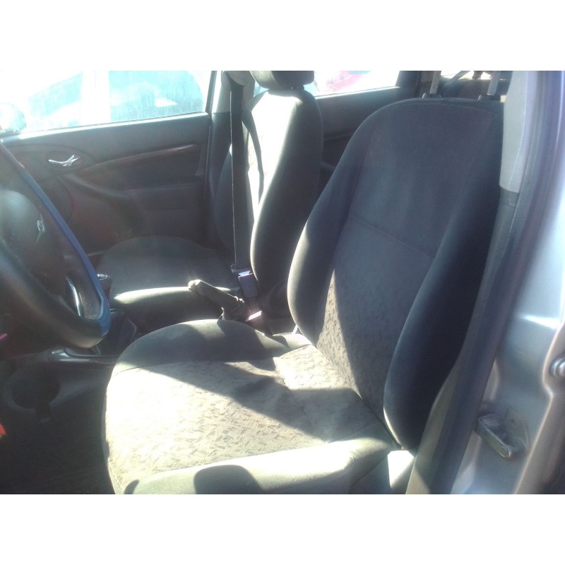 ford focus i del año 1999