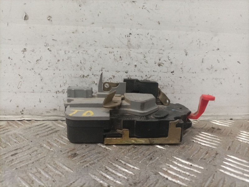 Recambio de cerradura puerta trasera derecha para citroen xsara berlina 1.9 diesel referencia OEM IAM   