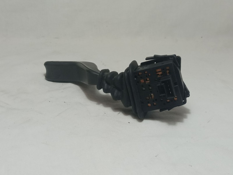 Recambio de mando limpia para opel combo (corsa c) familiar referencia OEM IAM 09185417  