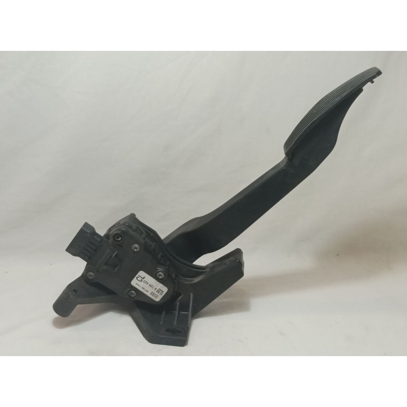 Recambio de potenciometro pedal para opel combo (corsa c) familiar referencia OEM IAM 9129423  