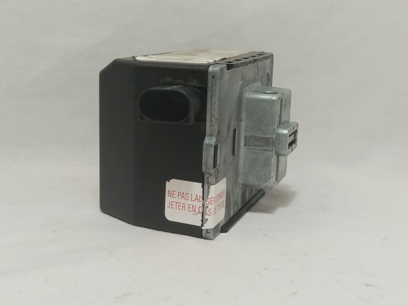 Recambio de bloqueo electronico de direccion para renault laguna ii (bg0) 1.9 dci diesel referencia OEM IAM 8200020613 0144A2650 Recambio de bloqueo electronico de direccion para renault laguna ii (bg0) 1.9 dci diesel referencia OEM IAM 8200020613 0144A2650