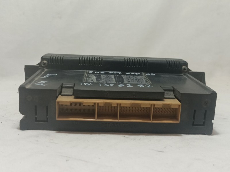 Recambio de mando climatizador para audi a4 avant (b5) referencia OEM IAM 5HB00760804   Recambio de mando climatizador para audi a4 avant (b5) referencia OEM IAM 5HB00760804