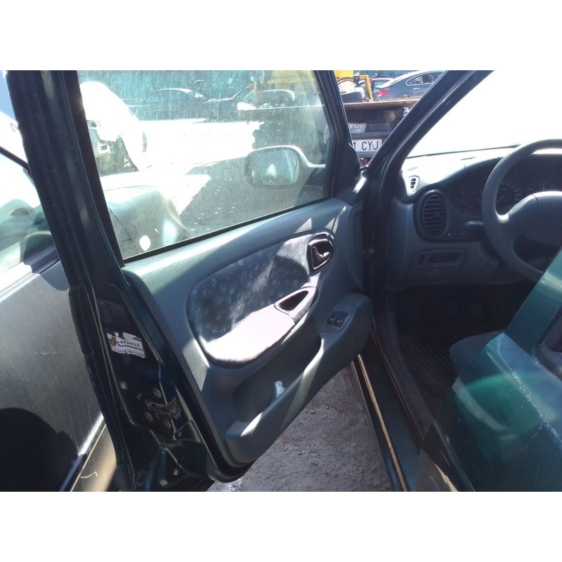 renault megane i fase 2 berlina (ba0) del año 1999