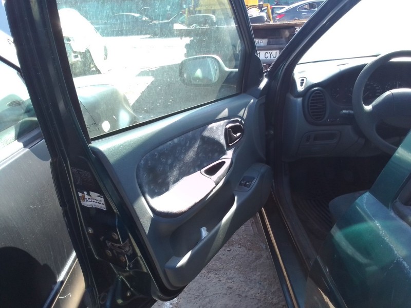 renault megane i fase 2 berlina (ba0) del año 1999