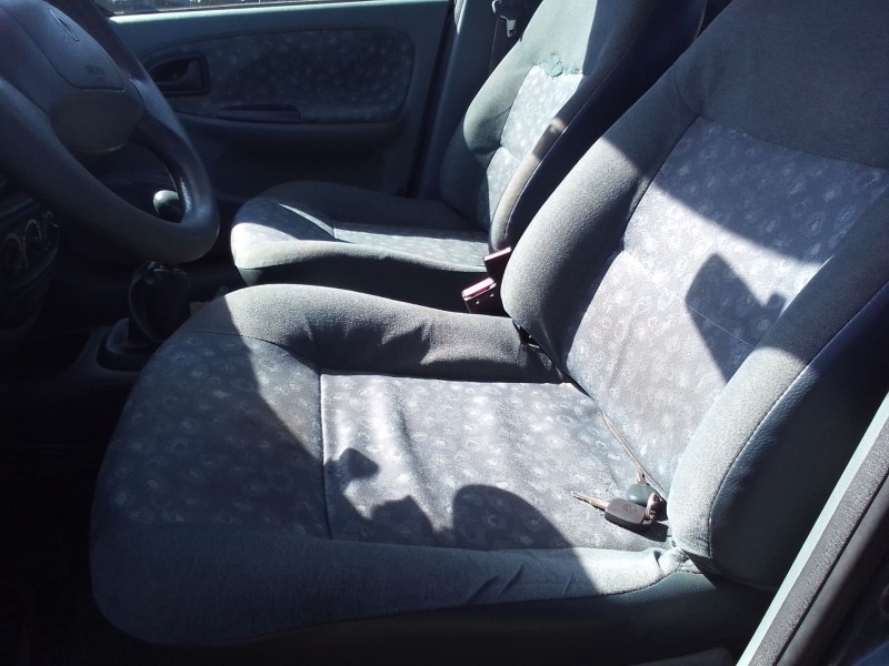 renault megane i fase 2 berlina (ba0) del año 1999