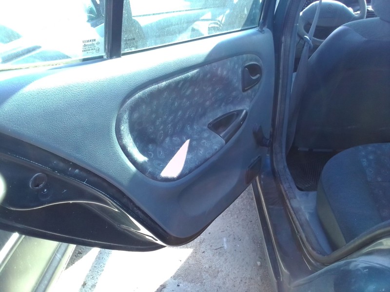 renault megane i fase 2 berlina (ba0) del año 1999