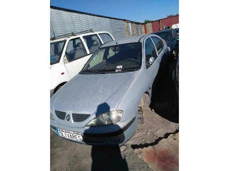 renault megane i fase 2 berlina (ba0) 1.9 dti century   |   10.00 - 12.02 | 2000 - 2002 | 80 cv / 59 kw del año 2000