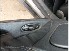 Recambio de mando elevalunas trasero derecho para mercedes clase e (w211) berlina 3.2 cdi cat referencia OEM IAM   