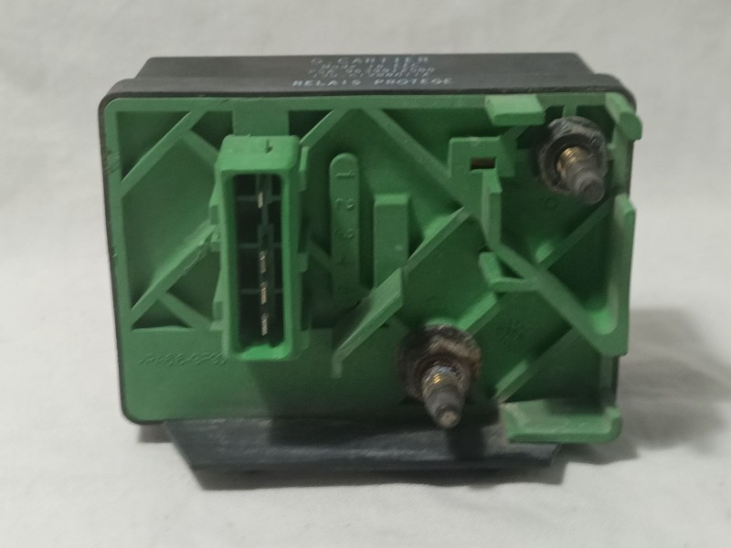 Recambio de caja precalentamiento para citroen berlingo 1.9 diesel referencia OEM IAM 9639912580 512099011A 