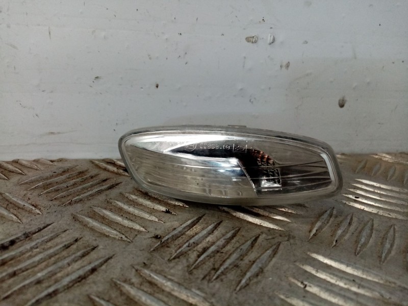 Recambio de piloto lateral derecho para citroen c4 picasso referencia OEM IAM   