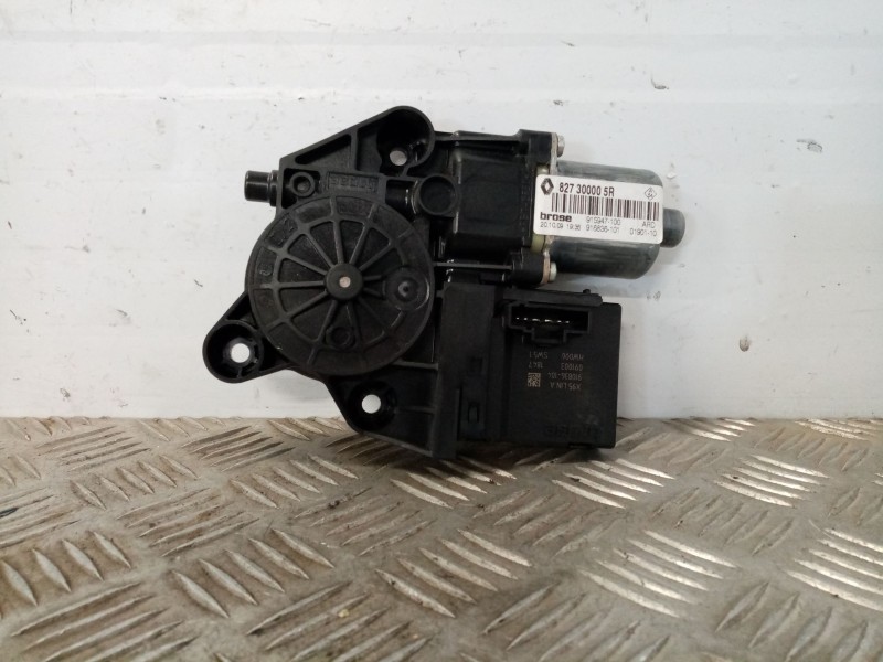 Recambio de motor elevalunas trasero derecho para renault scenic iii referencia OEM IAM 910836104 827300005R 