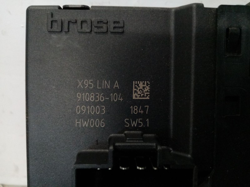 Recambio de motor elevalunas trasero derecho para renault scenic iii referencia OEM IAM 910836104 827300005R 