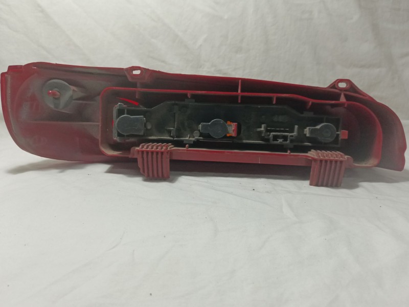 Recambio de piloto trasero derecho para fiat seicento (187) referencia OEM IAM 39660748  