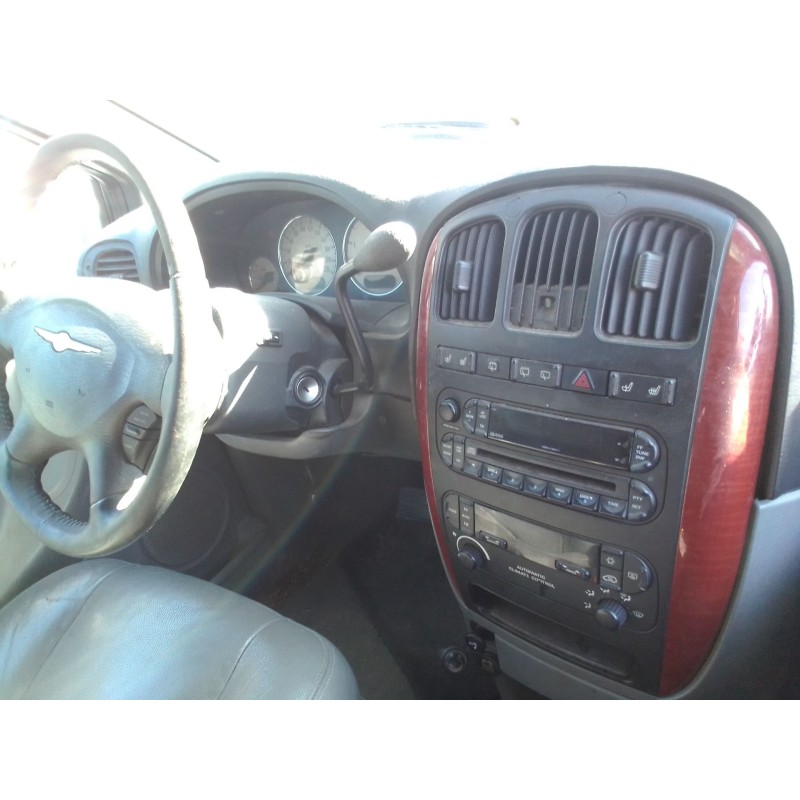 chrysler voyager (rg) del año 2001