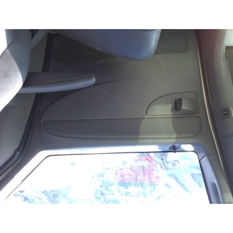 chrysler voyager (rg) del año 2001