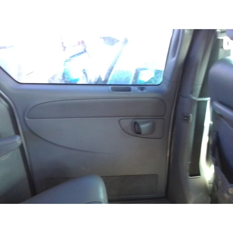 chrysler voyager (rg) del año 2001