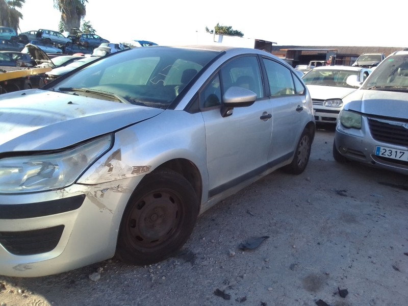 citroen c4 berlina del año 2004