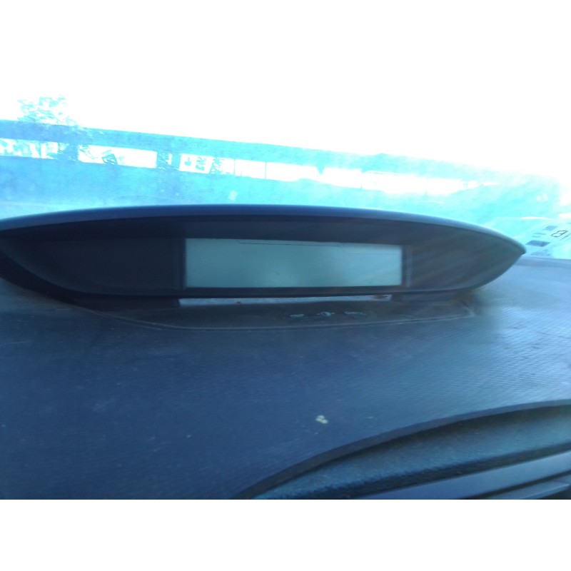 citroen c4 berlina del año 2004